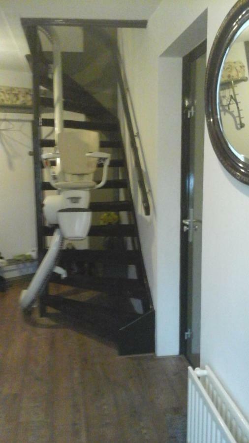 Bed And Breakfast Devijfbees Barendrecht Dış mekan fotoğraf